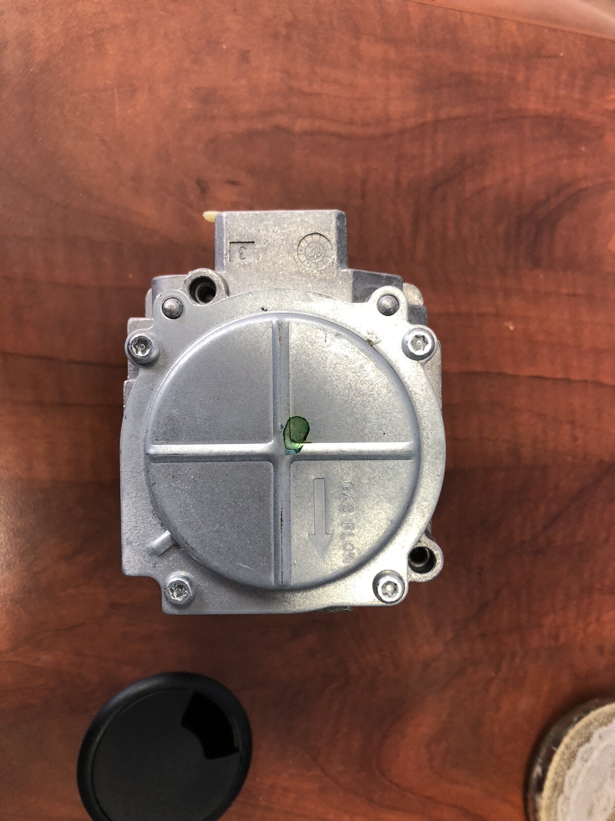 3/4″ 36H Two-Stage Gas Valve, Reducer Bushings (Two 3/4-inch to 1/2-inch), 24V,