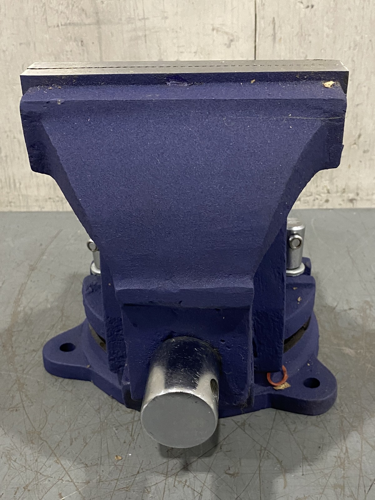 Palmgren 6″ x 6″ Bench Vise 9629696, Blue