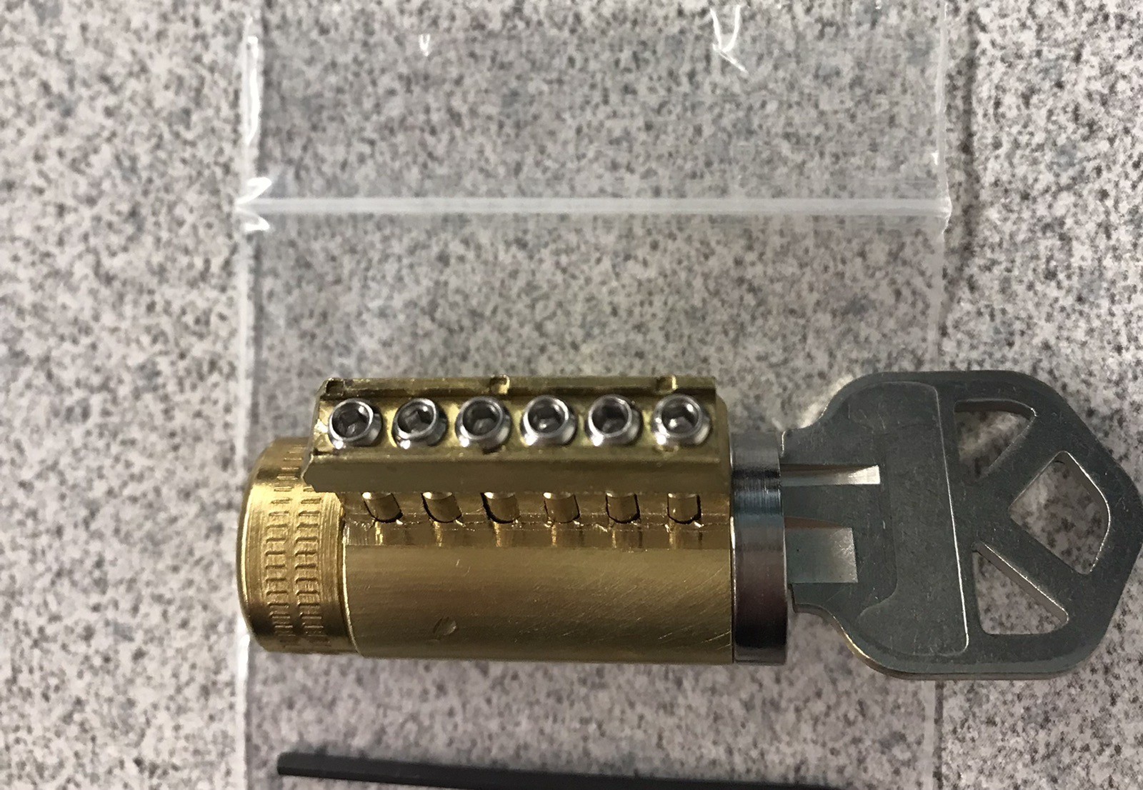 Rekeyable Cutaway Practice Lock 6 Pin Kwikset Keyway With Spool-Serrated Pins