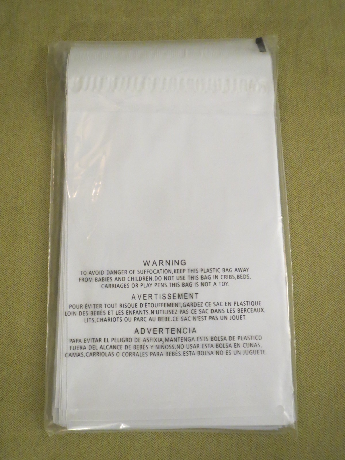 KKBESTPACK Poly Mailers Envelope Shipping Bags, 6″ x 9″, White, 100 Count