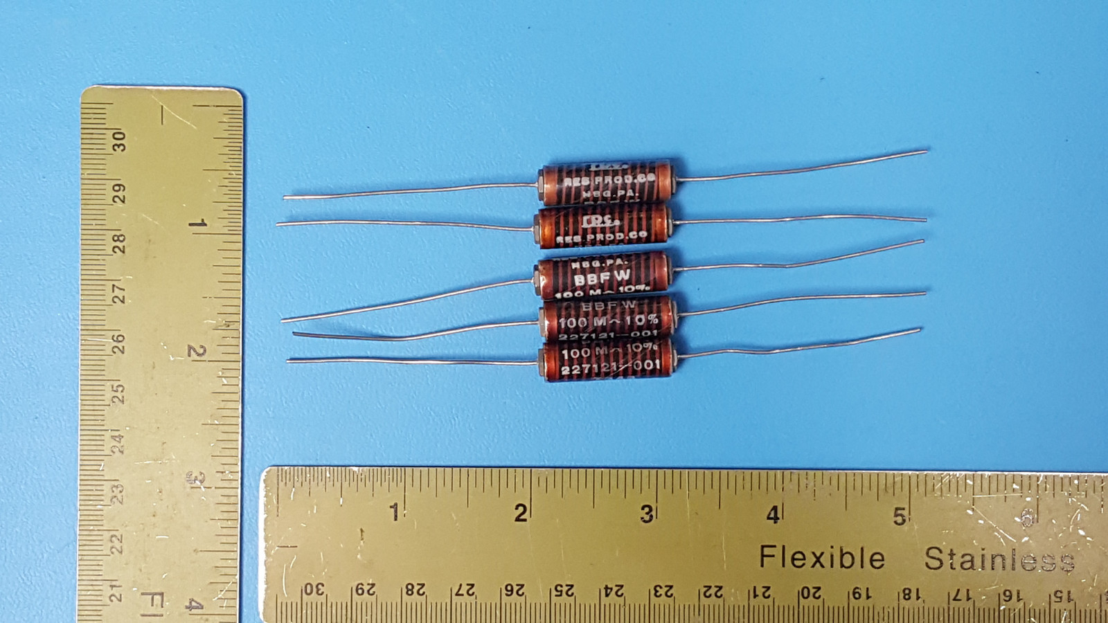 5 Pcs, Resistor, High Voltage, Axial, 100M Ohms, 3.5kV, 1W, Vishay, BBFW100MKF08