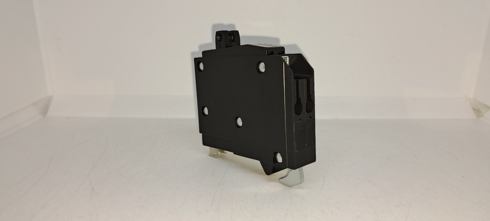 Square D QOT2020 2-20 Amp 120/240V Single Pole Tandem Circuit Breaker QO2020 NEW