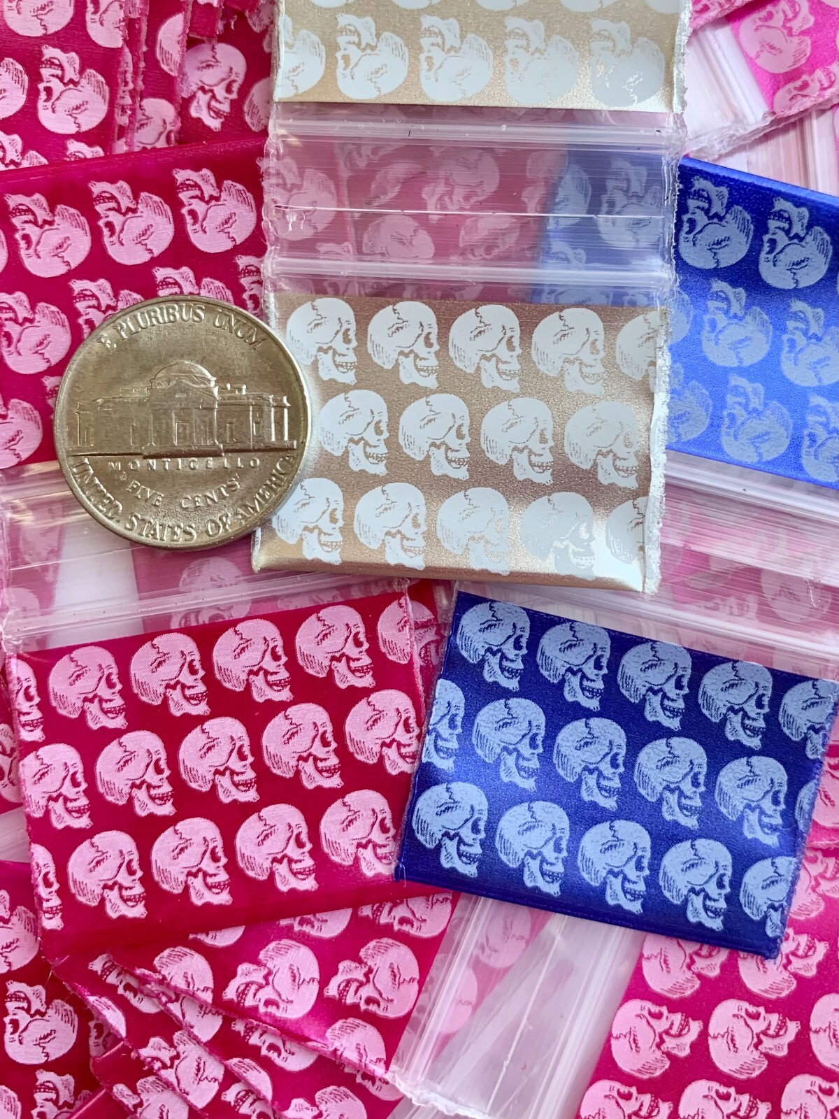 BaggiesSince1987 – 12510 Design ZipBags 1000PCS METALLIC 30 DSN MIX, READ DETAIL