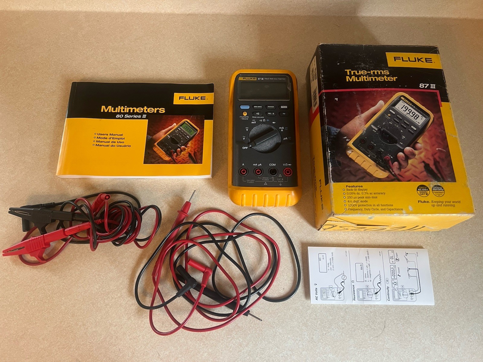 Fluke 87 III True-RMS Multimeter w/ Box & Manual