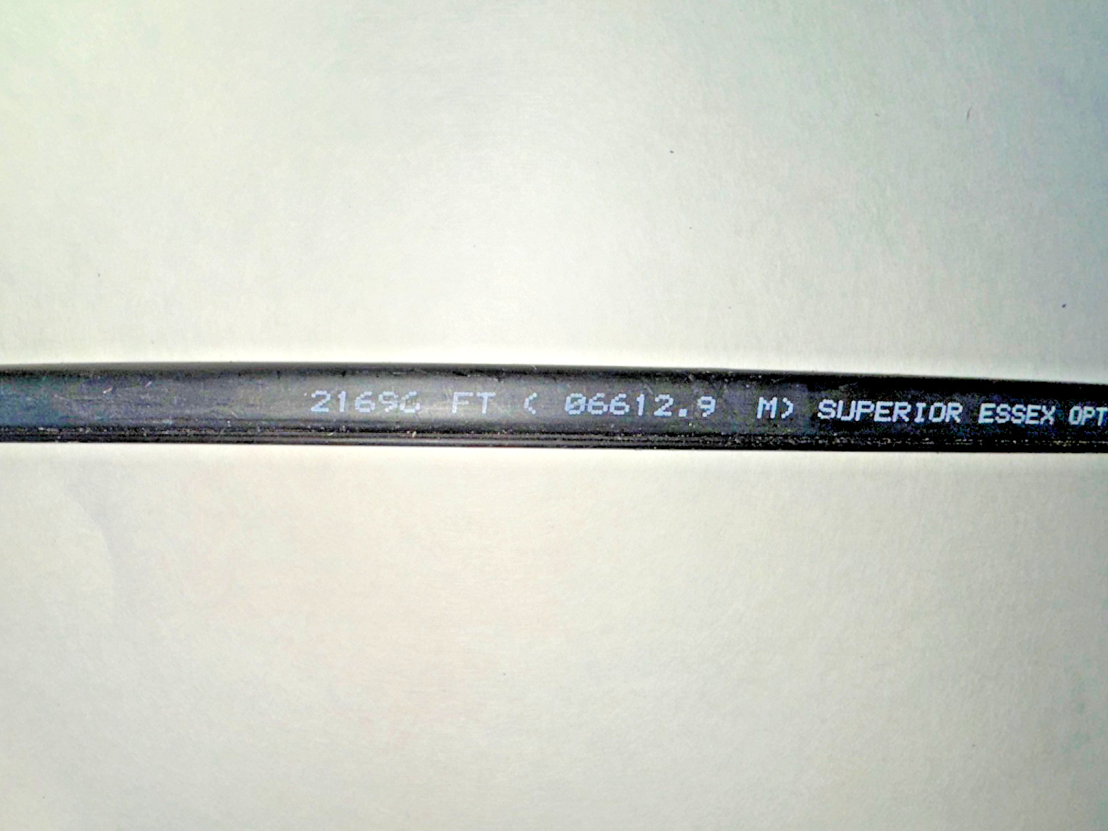 Superior Essex Optical Fiber SMF-A1 Corning SM 05/25 micron Cable 700 feet
