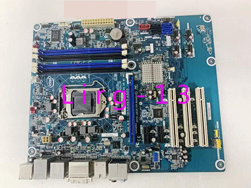 1pc used Intel DZ68DB mainboard USB3.0 DVI/HDMI/DP