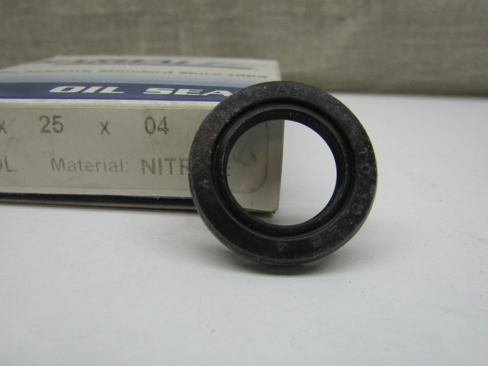 Harwal 16x25x4 Double Lip Metric Oil Seal 16mm X 25mm X 4mm
