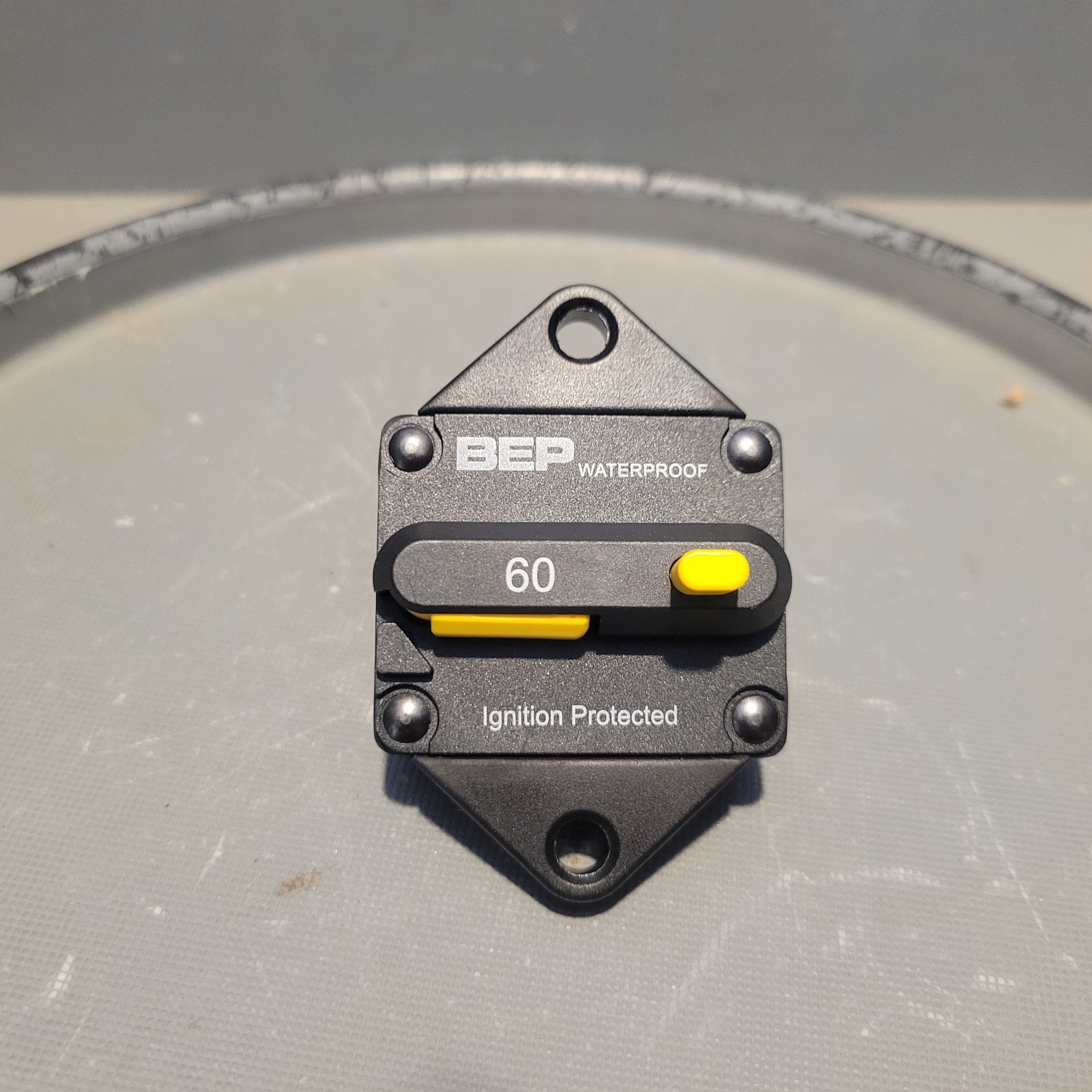 BEP HP-Switchable Reset Panel Mount, 60A, 185060P-01-1