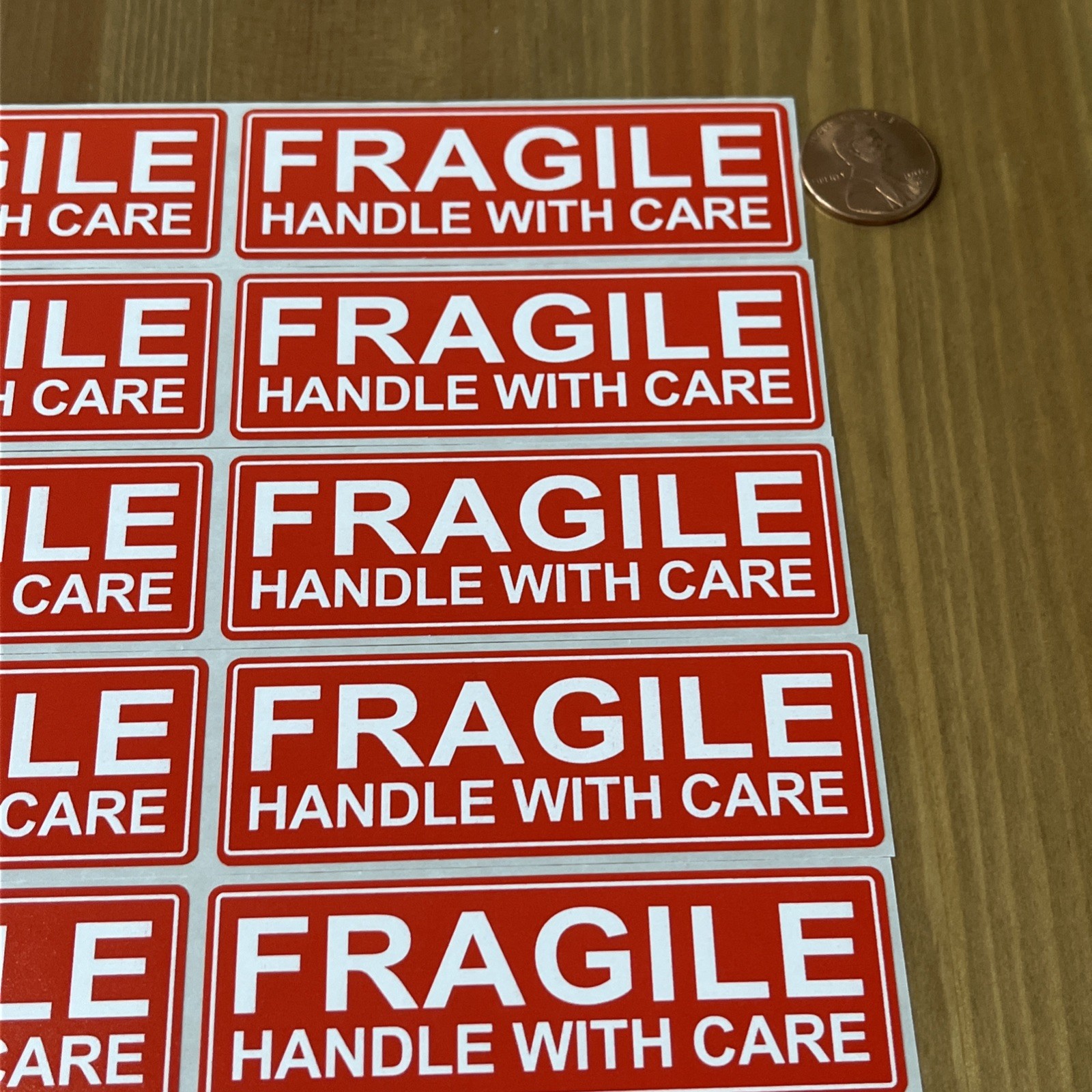 40pcs FRAGILE HANDLE WITH CARE 1″x3″ FRAGILE Stickers Packaging Safety Mailing