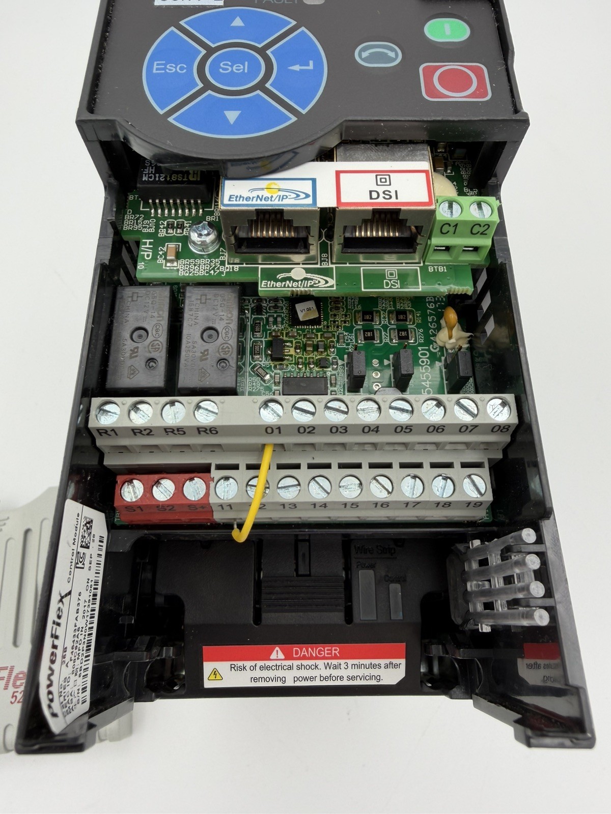 Allen Bradley 25B-D23N104 Power Flex 525 1HP .75KW AC Drive 3-phase 380-480V AC