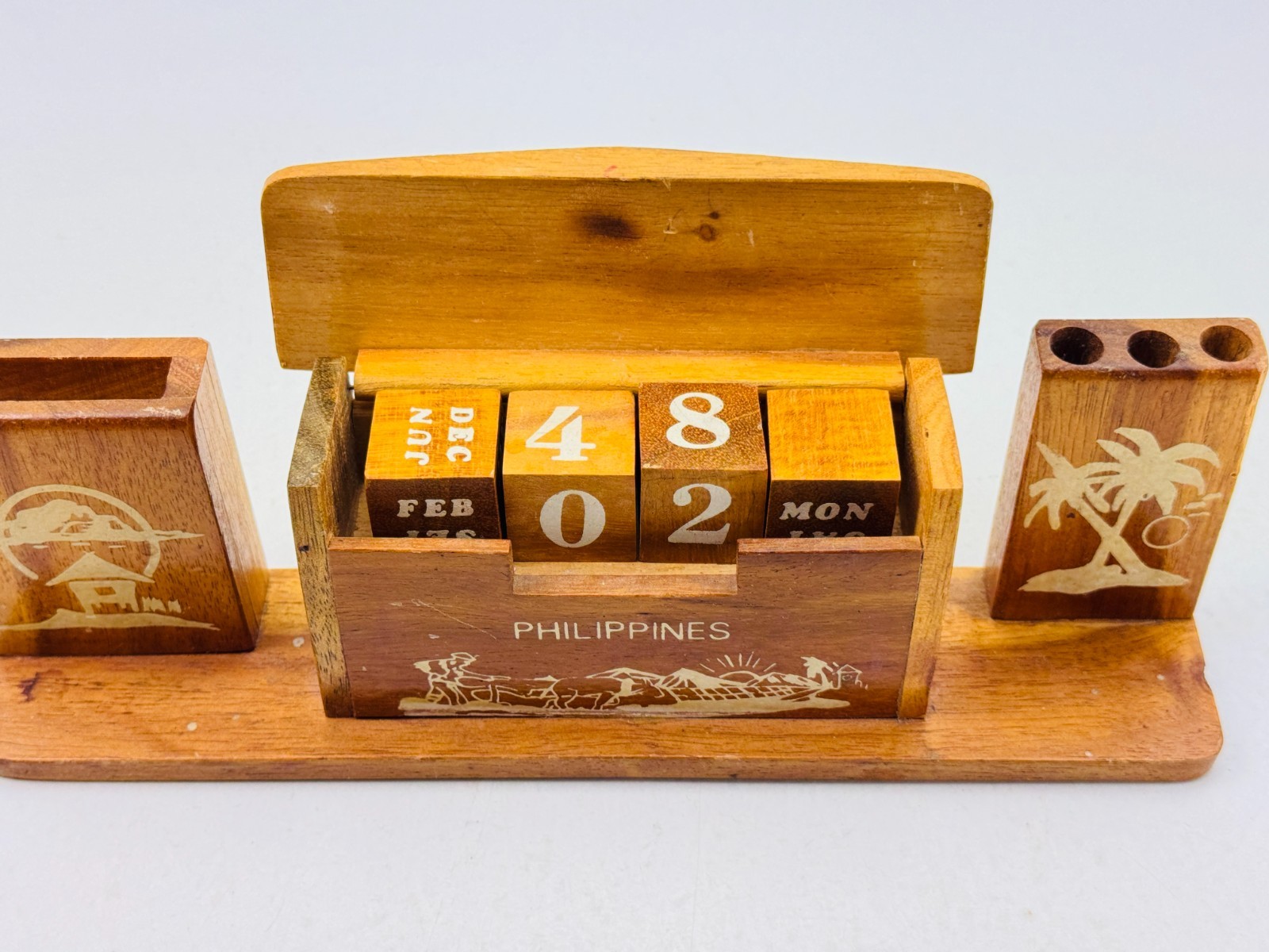 Vintage Philippines Date Day Month Wood Desk Desktop Calendar Pencil Pen Holder