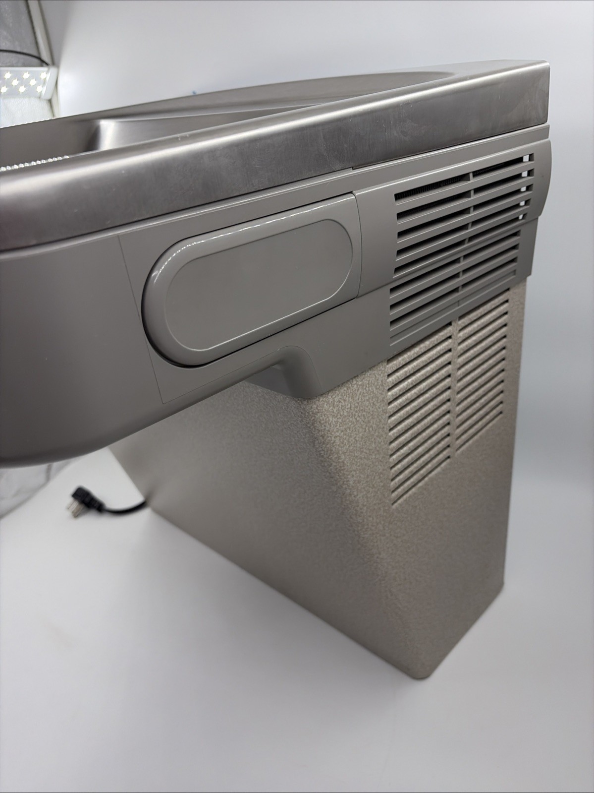 Elkay Wall Mount ADA Drinking Fountain Refrigerated Used – As Is