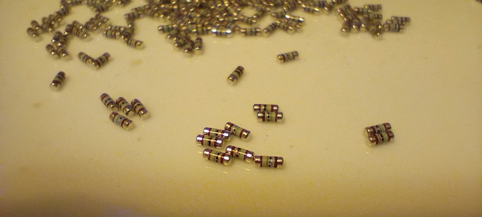 Beyschlag Chip Resistors New/Scrap Gold, Made in Germany!