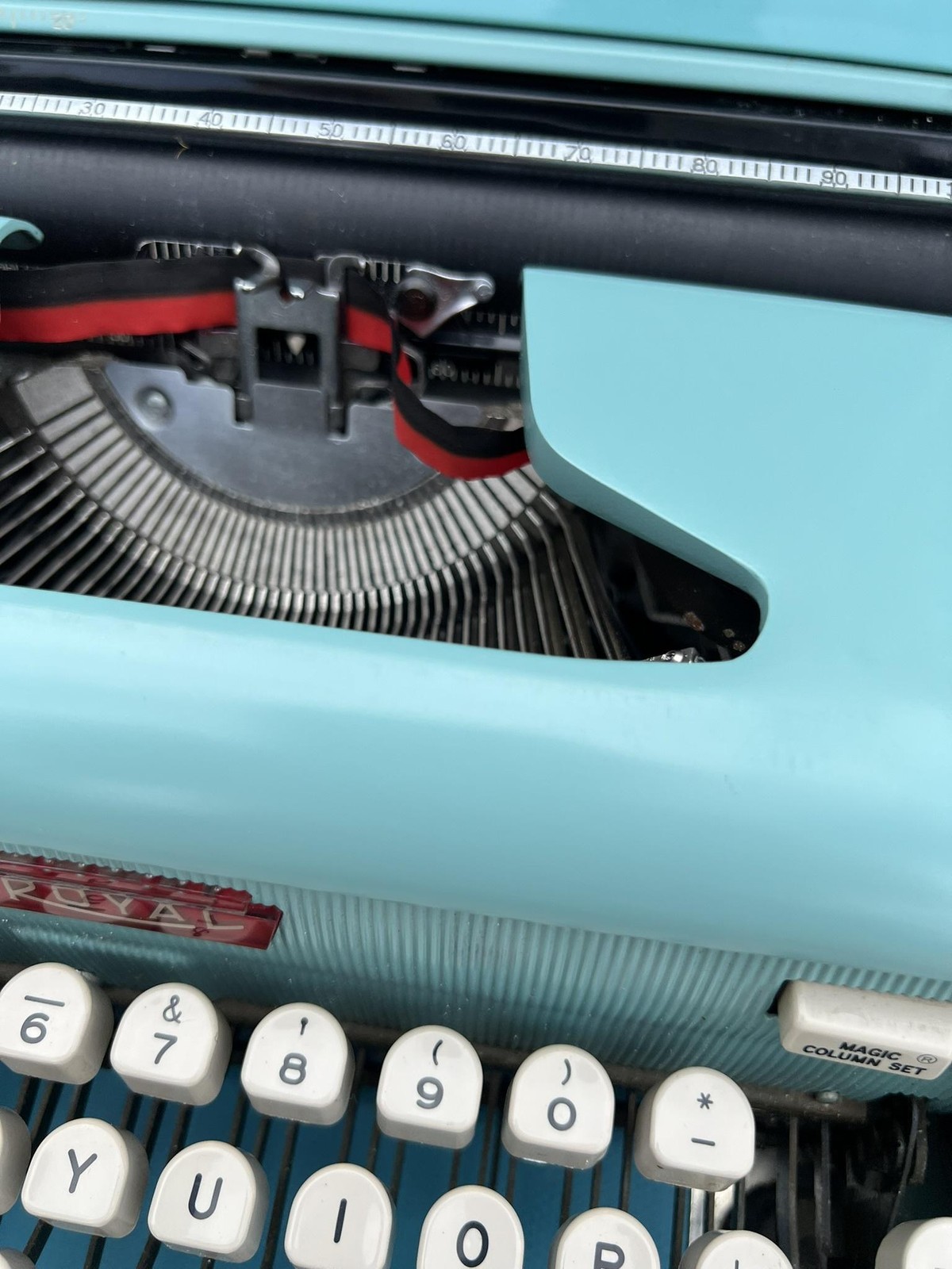 Vintage Royal Futura 600 Portable Manual Typewriter Aqua Blue W/ Carry Case