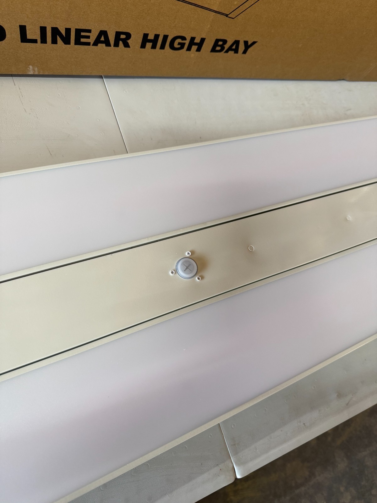 LED Linear High High Bay 220W 4FT 3500K-4000K-5000K Selectable