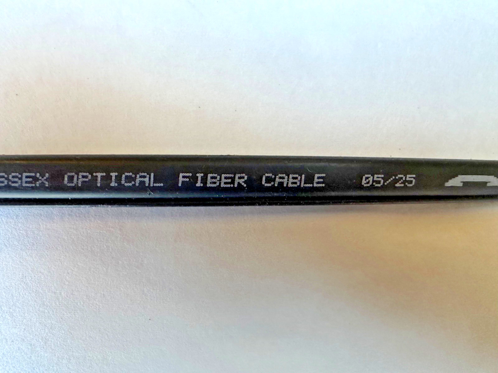 Superior Essex Optical Fiber SMF-A1 Corning SM 05/25 micron Cable 700 feet
