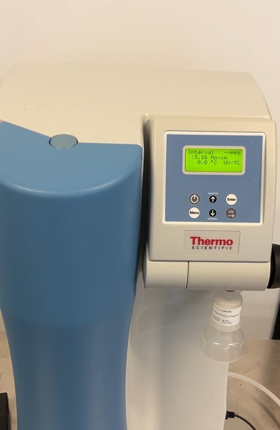 Thermo Scientific GenPure UV/UF Water Purifier, Used Excellent Working Condition