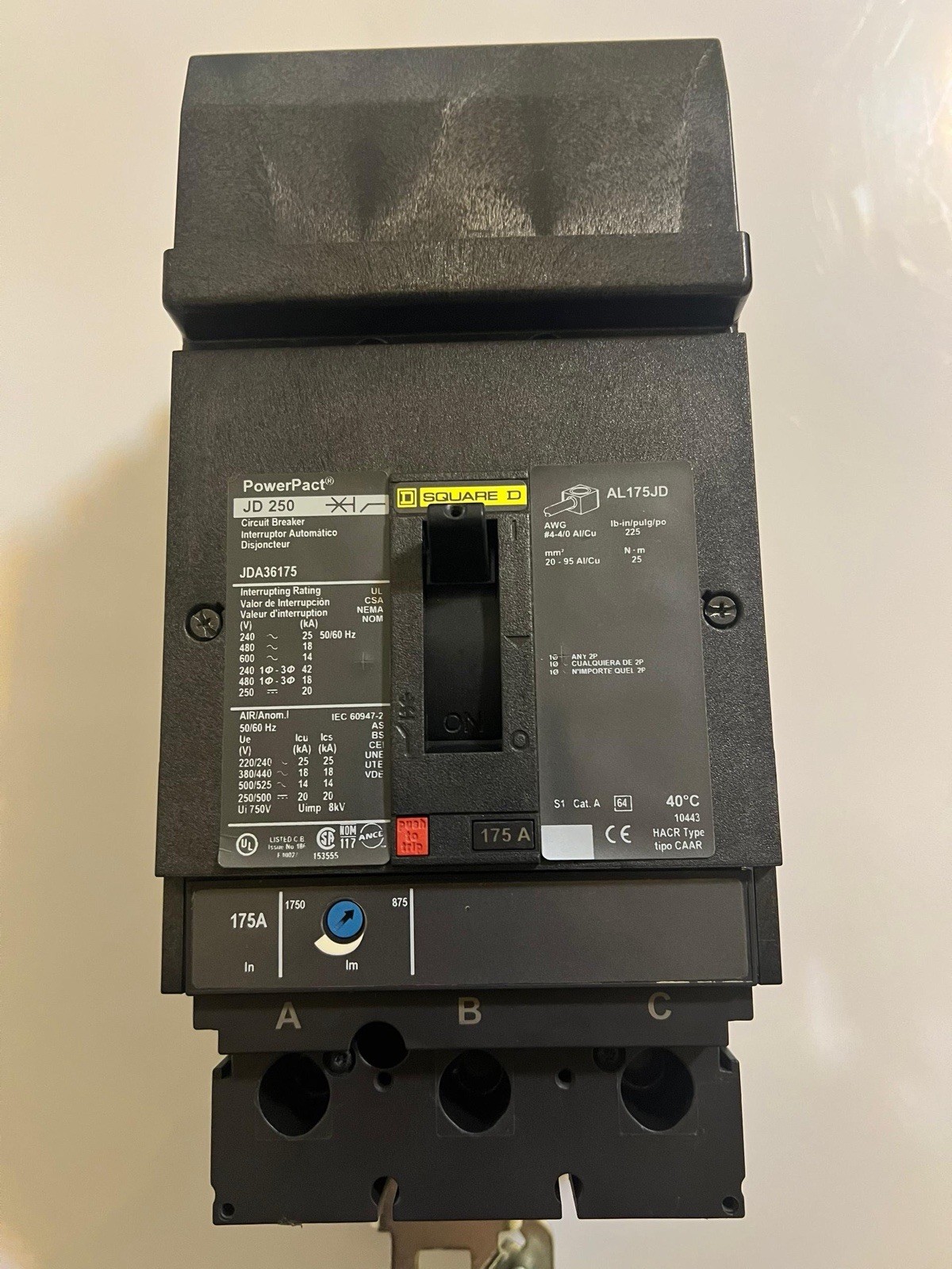 SQUARE D JDA36175 175A 3-PHASE 3-POLE 600V I-LINE POWERPACT J CIRCUIT BREAKER