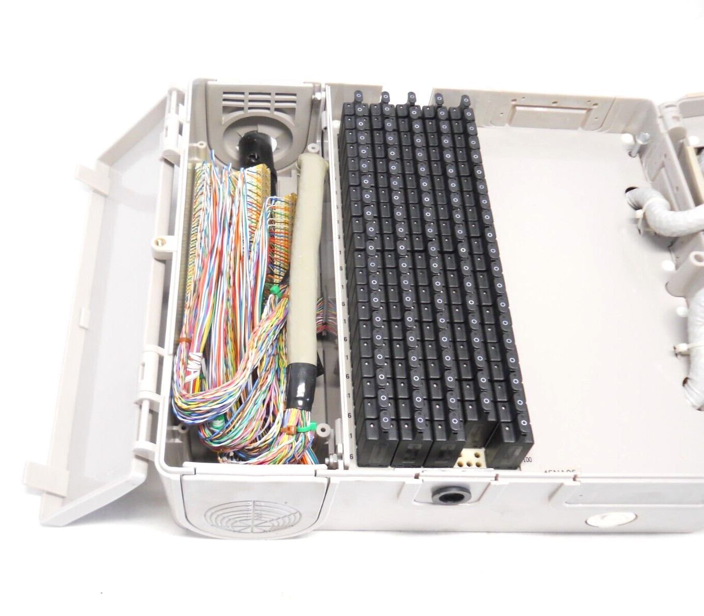 COMMSCOPE INDOOR BEP 489FCM2-100 BUILDING ENTRANCE PROTECTOR, 760009910