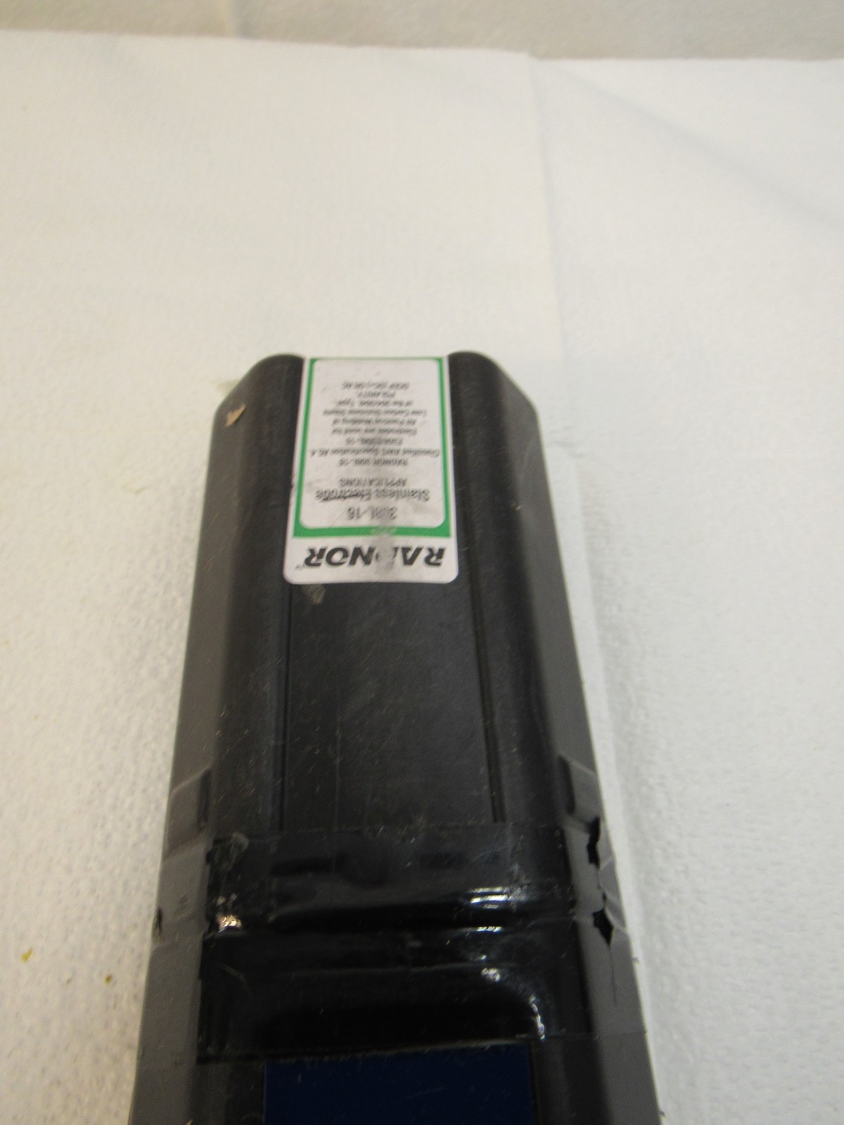 Radnor 308L-16 3/32″ Stick Welding Rod 3 Pounds Stainless Electrodes