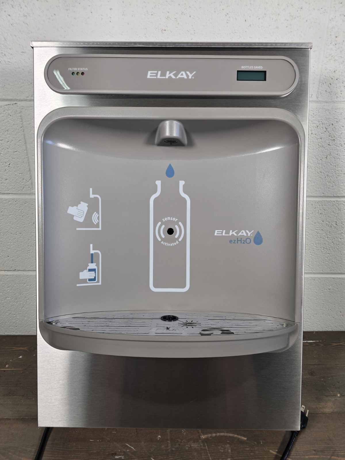 Elkay LZWSSM EZH2O Surface Mount, Filtered, Bottle Filling Station, Non-Refrig
