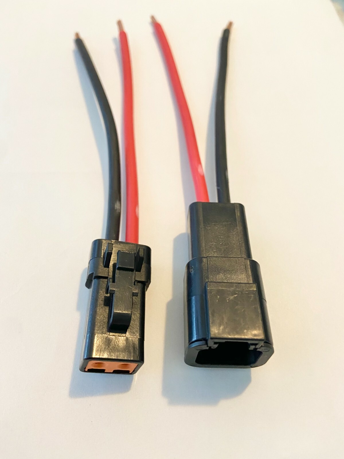 10 AWG Assembled Deutsch DTP 2 Pin waterproof connector 6″ wire (black)