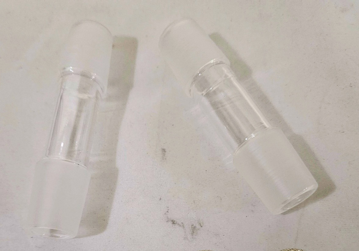2 pc. 3″- Handmade 18mm male to 18mm male glass Adapter + 5 screens FREE #C3