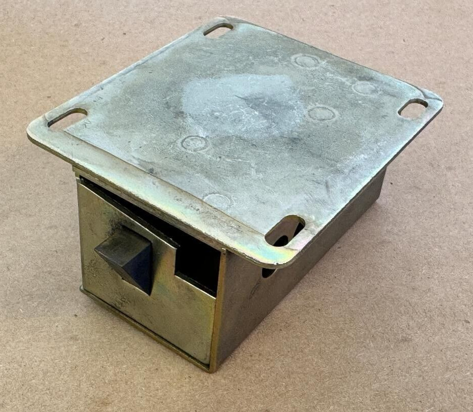 HOFFMAN ELECTRICAL INTERLOCK C/N A-EK115NDH 120/110VAC