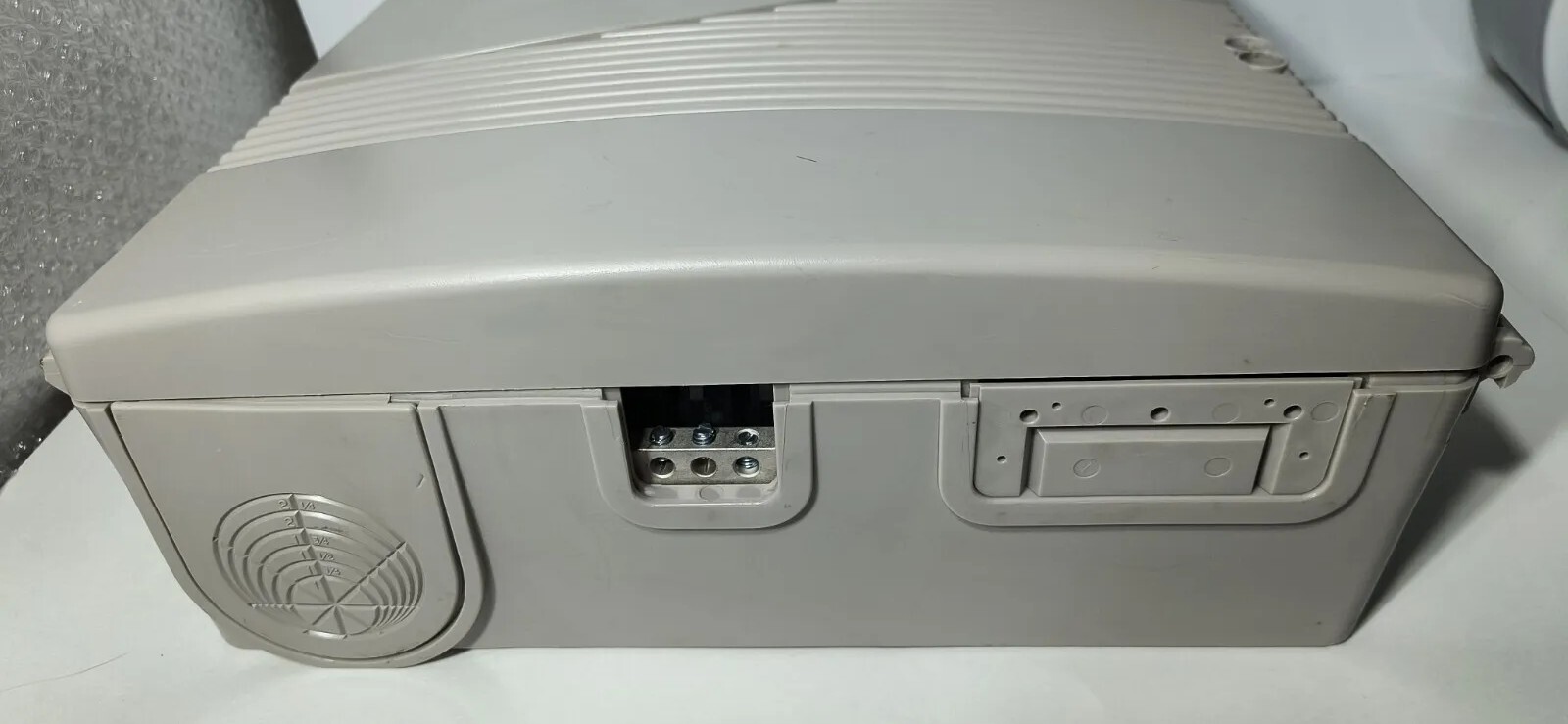 COMMSCOPE INDOOR BEP 489BCC1-100 BUILDING ENTRANCE SURGE PROTECTOR