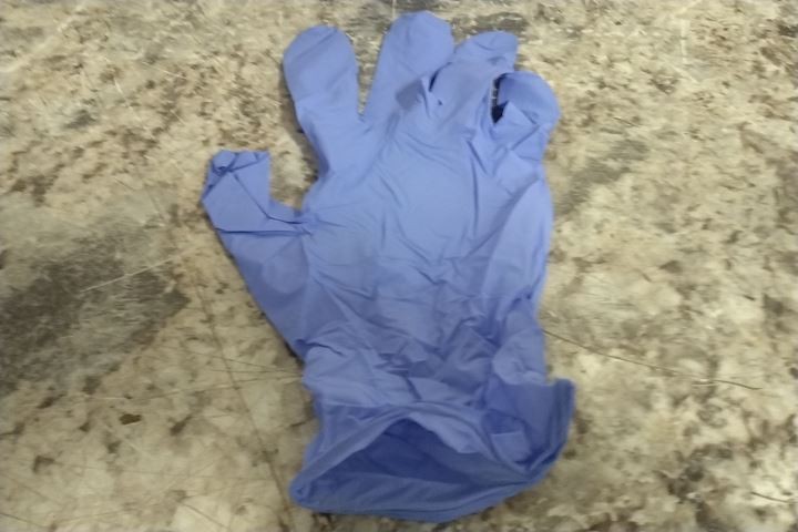 Micro-Touch 313021 Case of 10 Boxes (200/Box) Size M/Size 8 Disposable Gloves