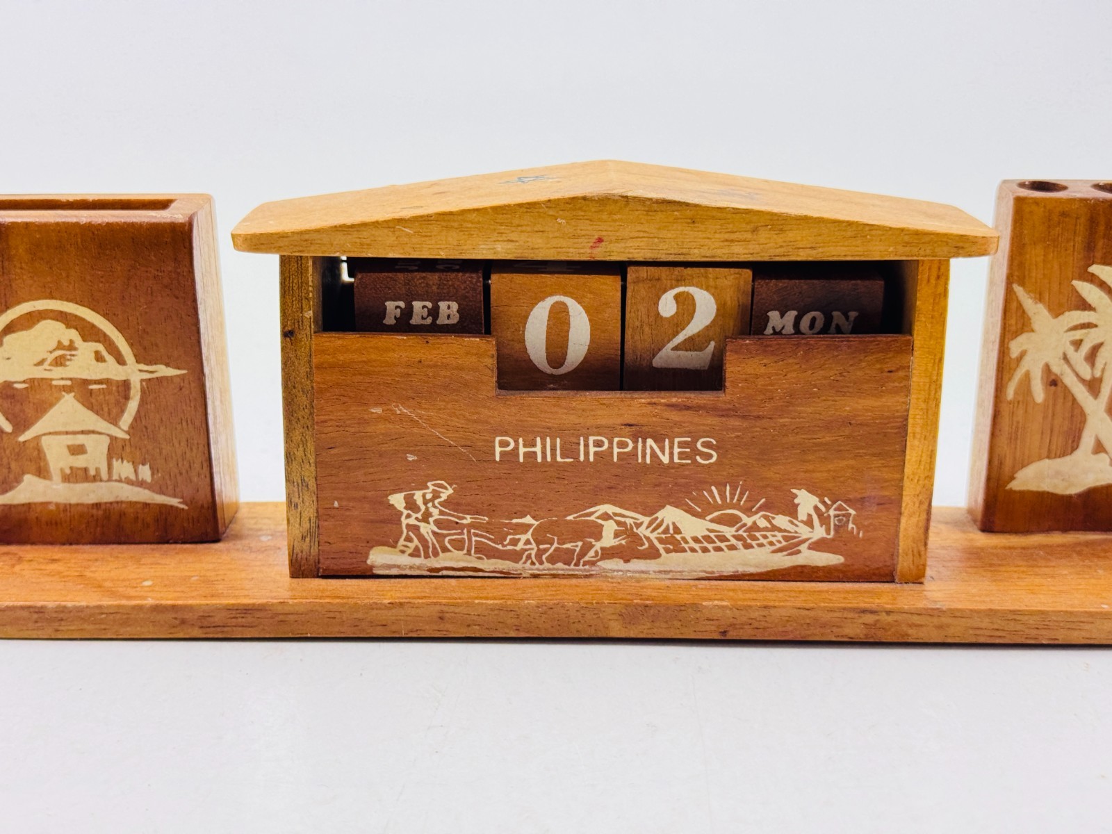 Vintage Philippines Date Day Month Wood Desk Desktop Calendar Pencil Pen Holder
