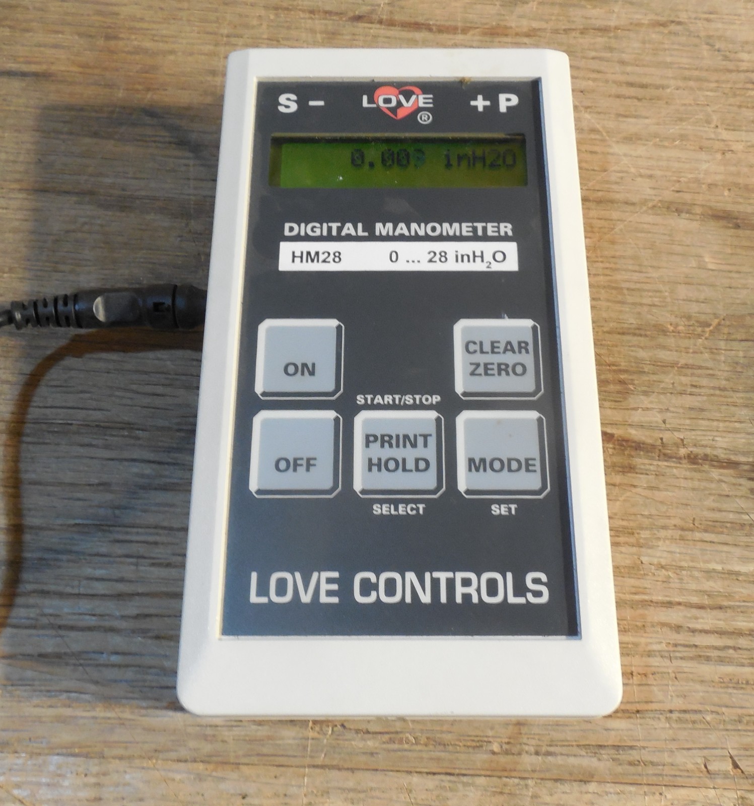 Love Controls Digital Manometer HM28 0 – 28 in H2O….. High accuracy digital