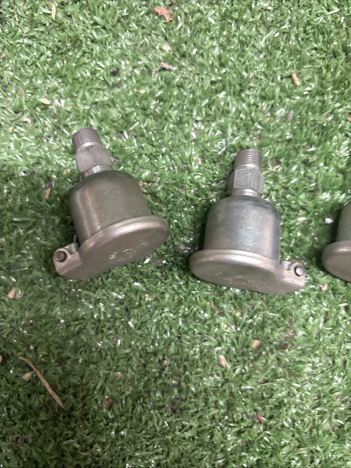 GITS Brothers 1 inch outside diameter Flip Top Cup Oiler [Lot of 4] NOS