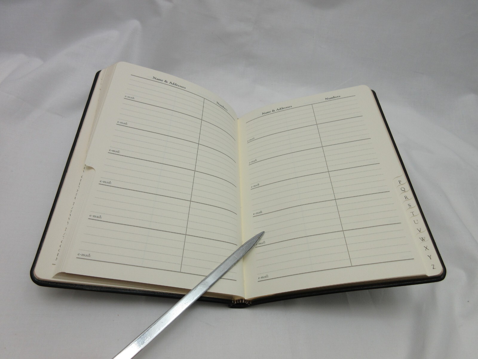 Address Book w Tabs Desk Size 5×7 Leather Softcover Graphic Image BLACK Saffiano