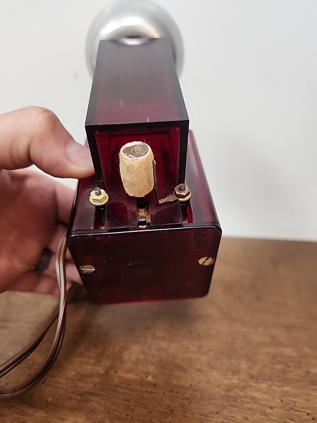VINTAGE DYNATRON ELECTROSTATIC GENERATOR – WORKING WITH EXPERIMENT BOOK
