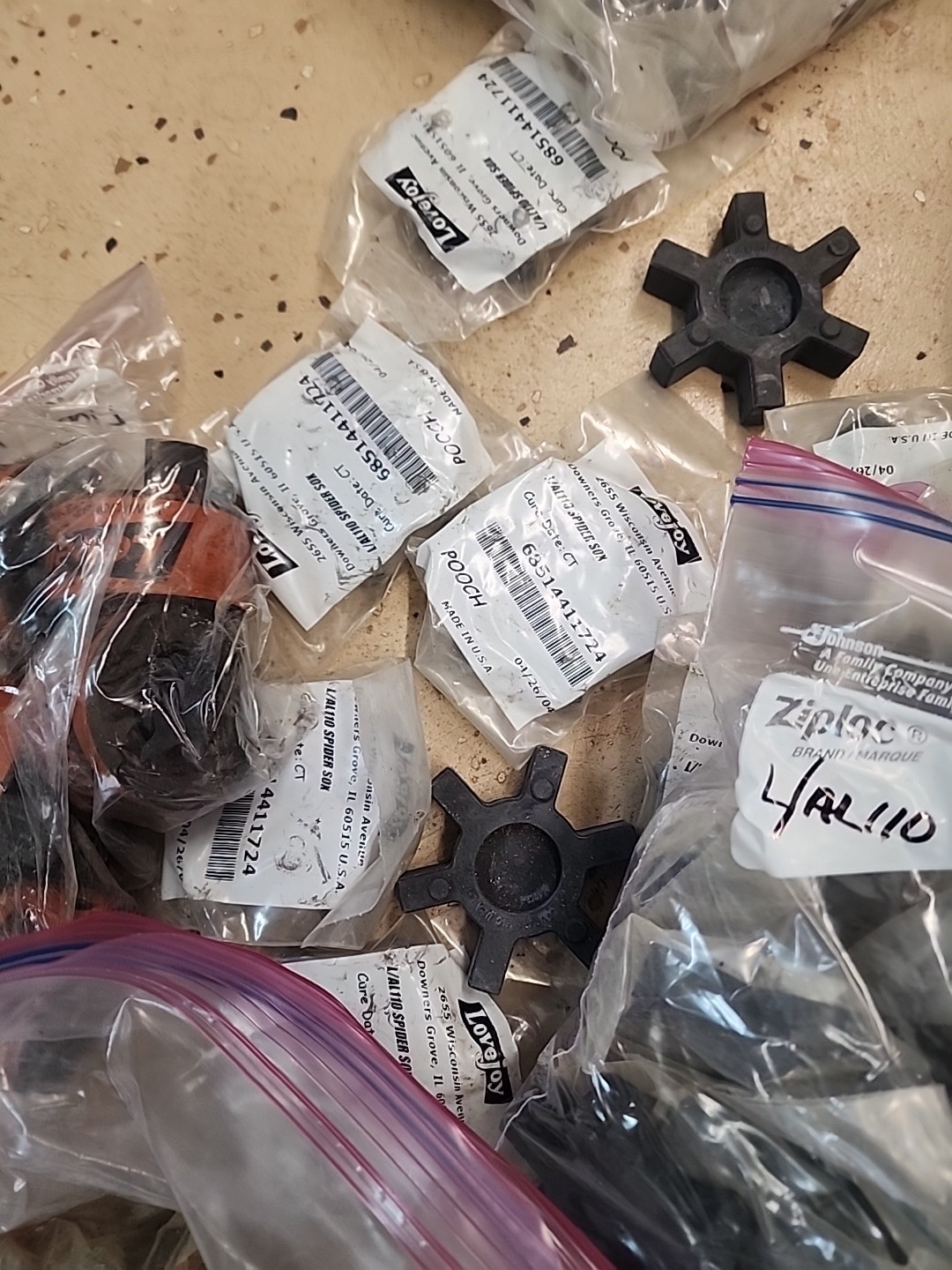 Lot of Love Joy 100+ Pieces Jaw Couplings & Jaw Coupling Spider Inserts