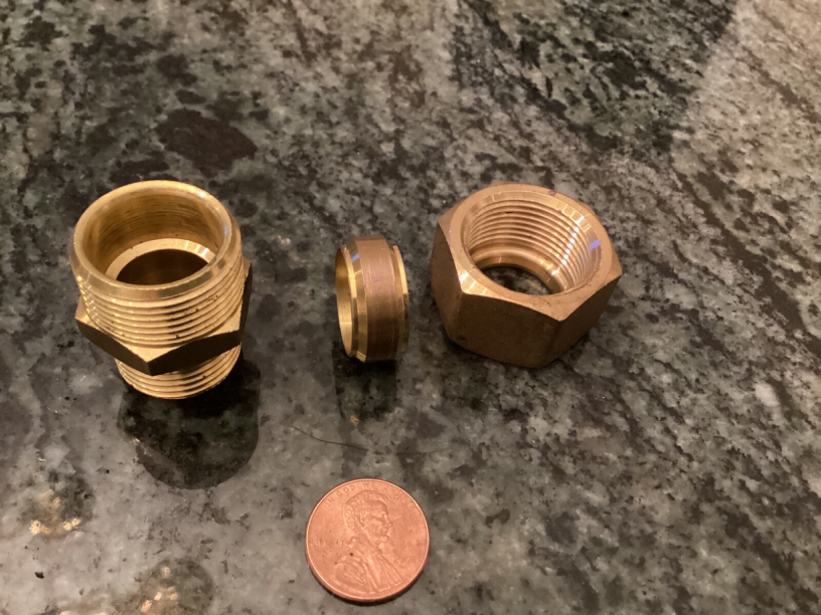 brass 1/2 NPT to 18 MM smooth pipe compression fitting adapter water plumbing