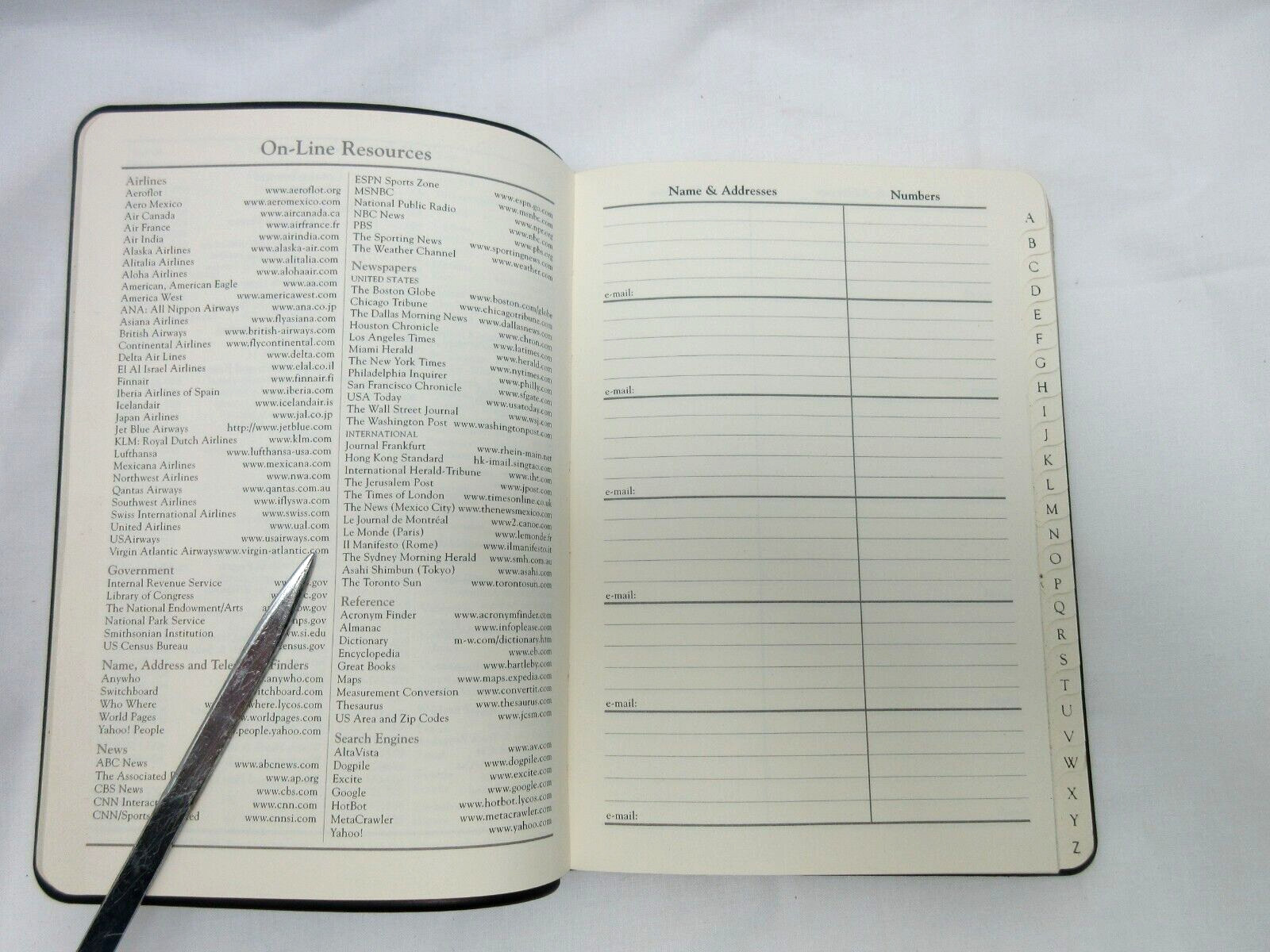 Address Book w Tabs Desk Size 5×7 Leather Softcover Graphic Image BLACK Saffiano
