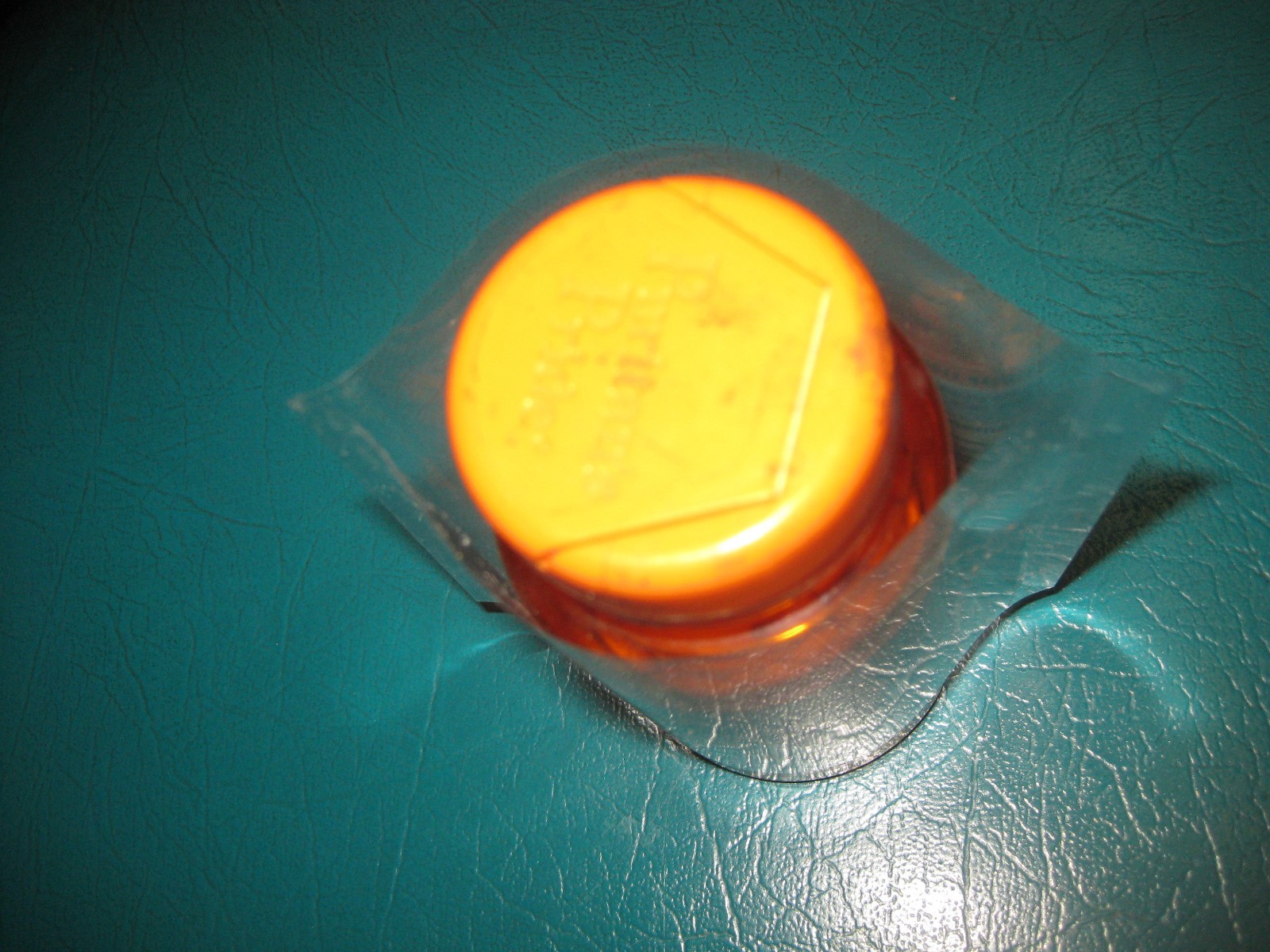 100 ct 98mm x 77mm Heat Shrink Band Perforated Cut Round Bottle Tamper Seal