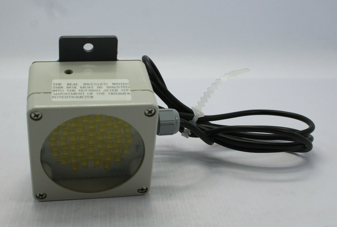 Marl 020-925-22-89 24V Yellow 590 nm 45 LED Moisture Proof Cube Illuminator New
