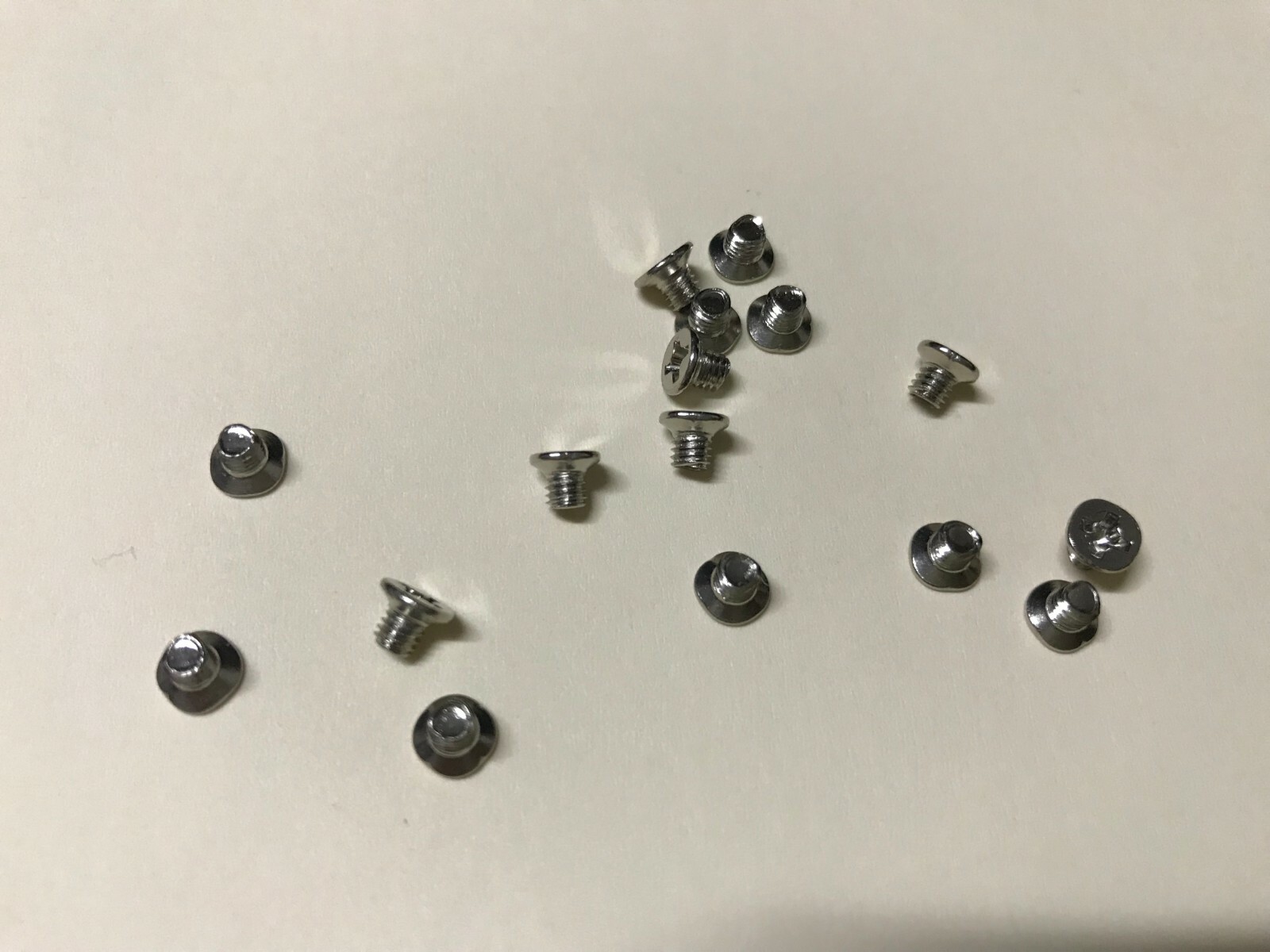 2.5″ SSD Hard Drive Phillips Screw SATA M3 x 4mm Lot of 16
