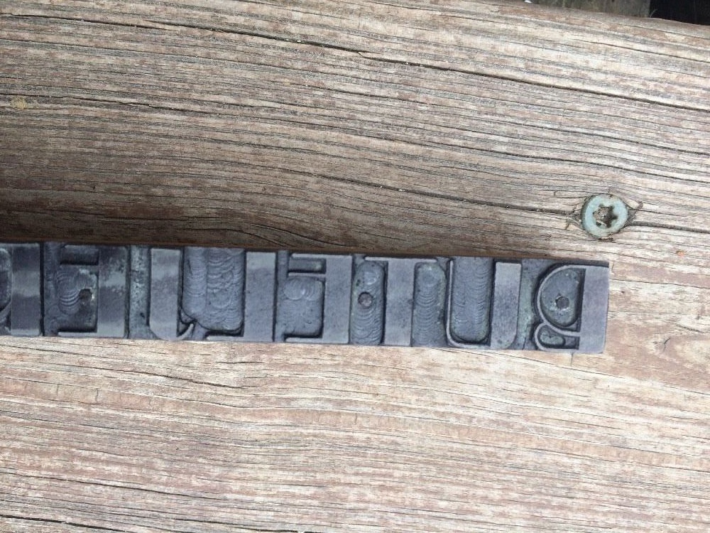 Vintage Swedish Letterpress Printing Block Buteljer och Gift Bottles & Gifts