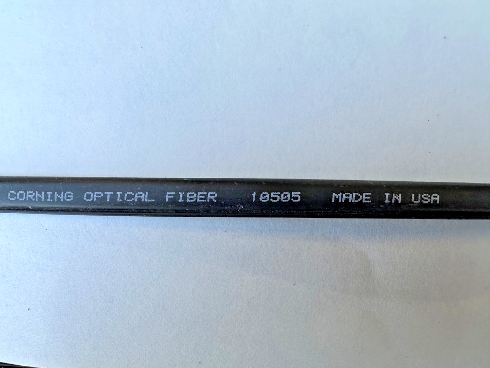 Superior Essex Optical Fiber SMF-A1 Corning SM 05/25 micron Cable 700 feet