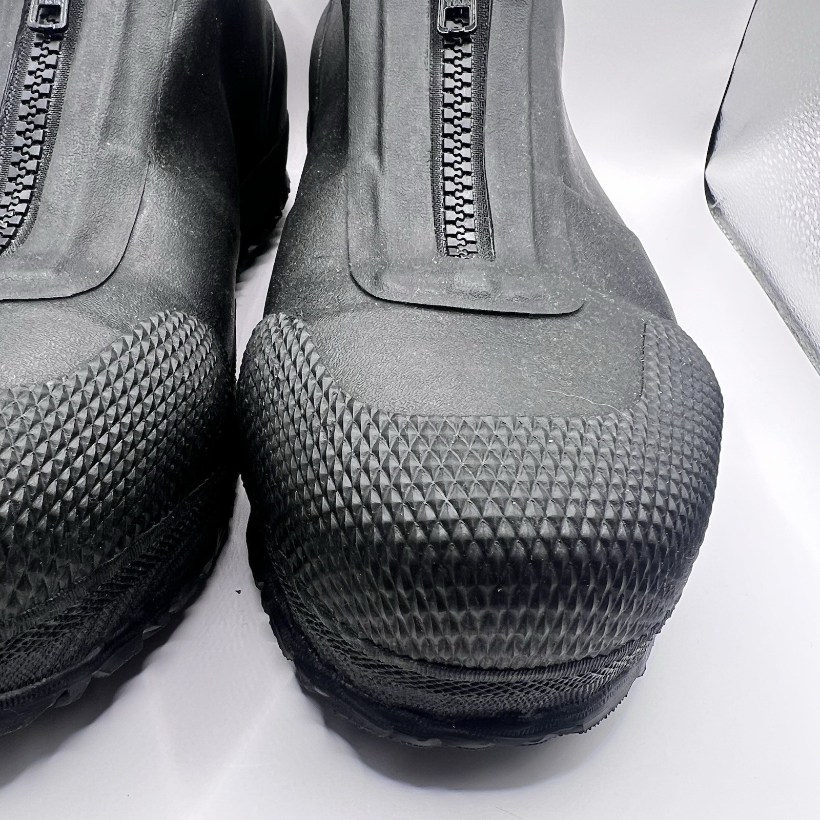 Bogs Unisex Adult Overshoe Zip Comp Toe Work & Safety Shoes Black Men’s 8