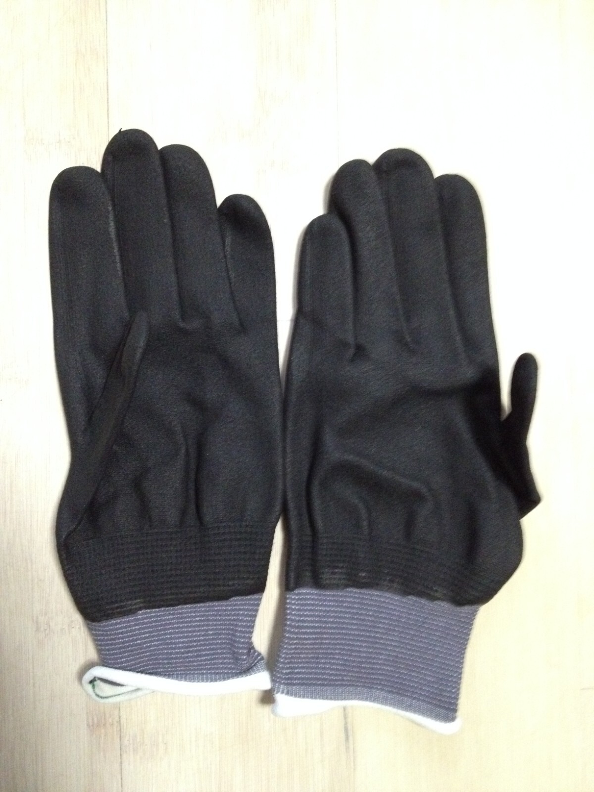 ATG MaxiFlex Ultimate 34-876 Seamless Knit Nitrile Coated Gloves 2 Pairs Small