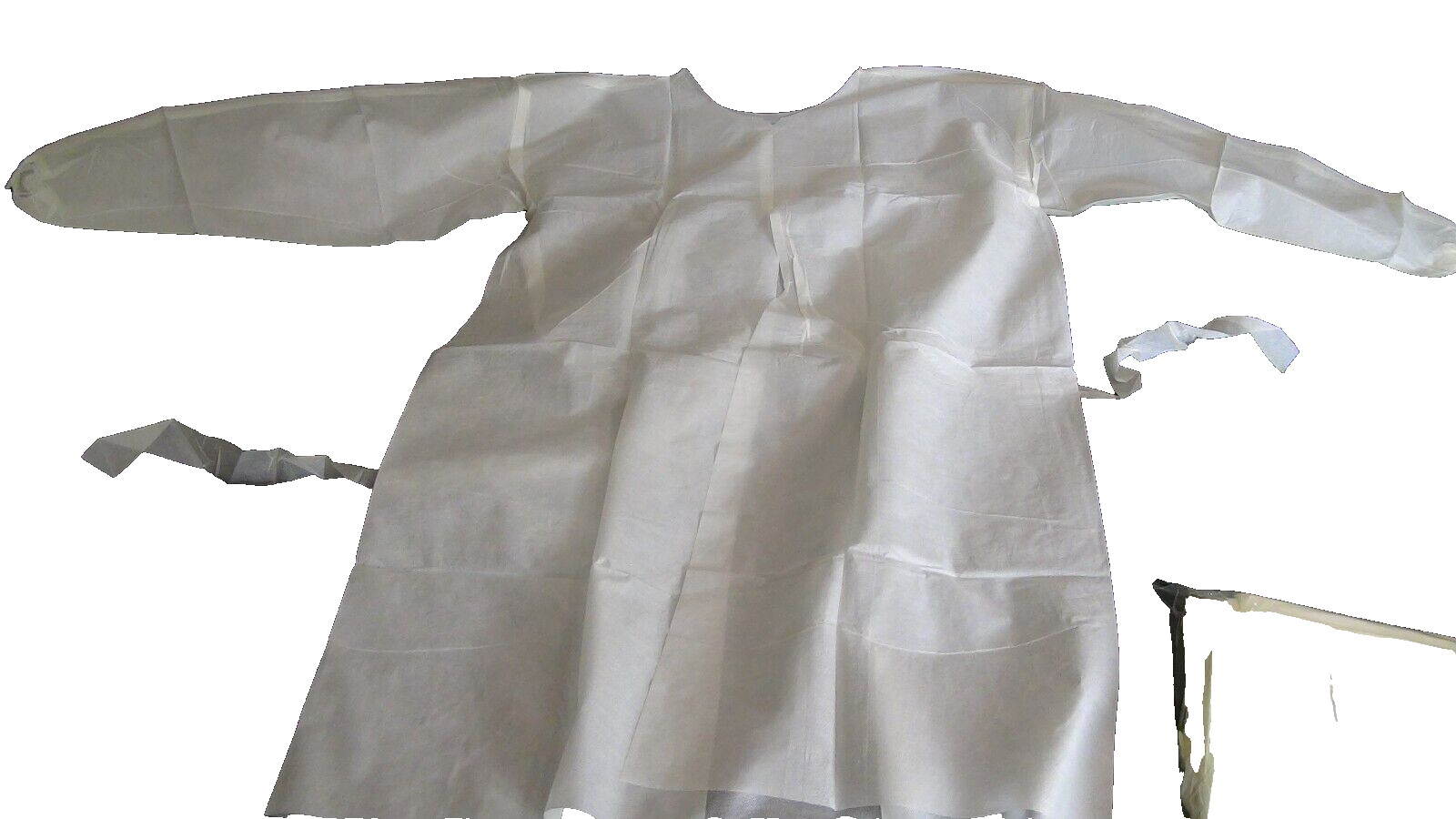 MCKESSON SMS Isolation Gown Long Sleeve Yellow (55-XL) 100 CT XL