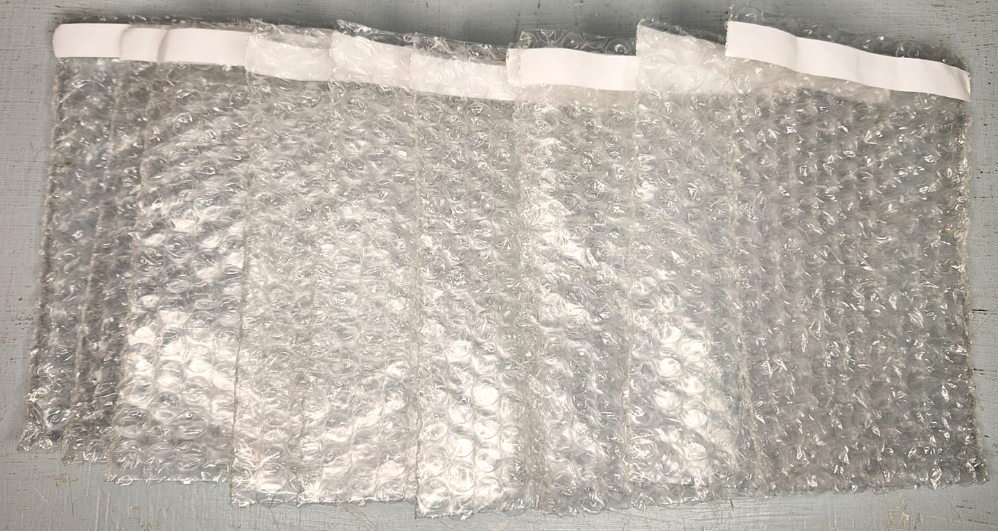 10 Bubble Out Bags Protective Wrap Pouches 5 1/2″ X 4 1/2″ NEW CLEAR MAILERS