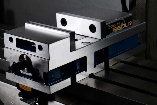 TEGARA 6″ 660UR Reverse CNC Premium Milling Vise 0.0004″ NO SWIVEL BASE NEW R[
