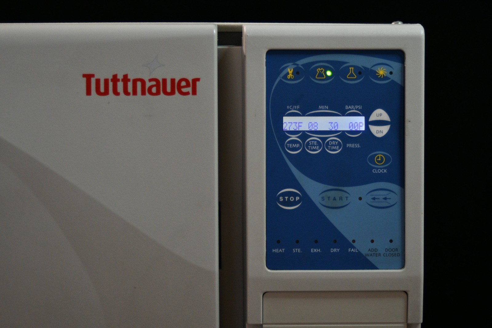 Tuttnauer EZ10 2540EA Autoclave Steam Sterilizer Dental, Cosmetology, Veterinary