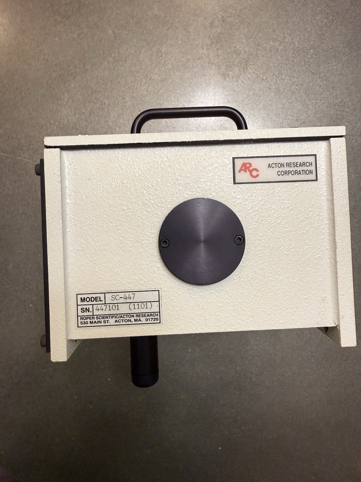 Acton Research Corporation SC-447 Sample Chamber Rotating Base Lenses As Shown